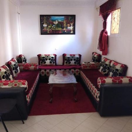 Appartement Meuble Pres Du Grand Souk Elhad 阿加迪尔 外观 照片