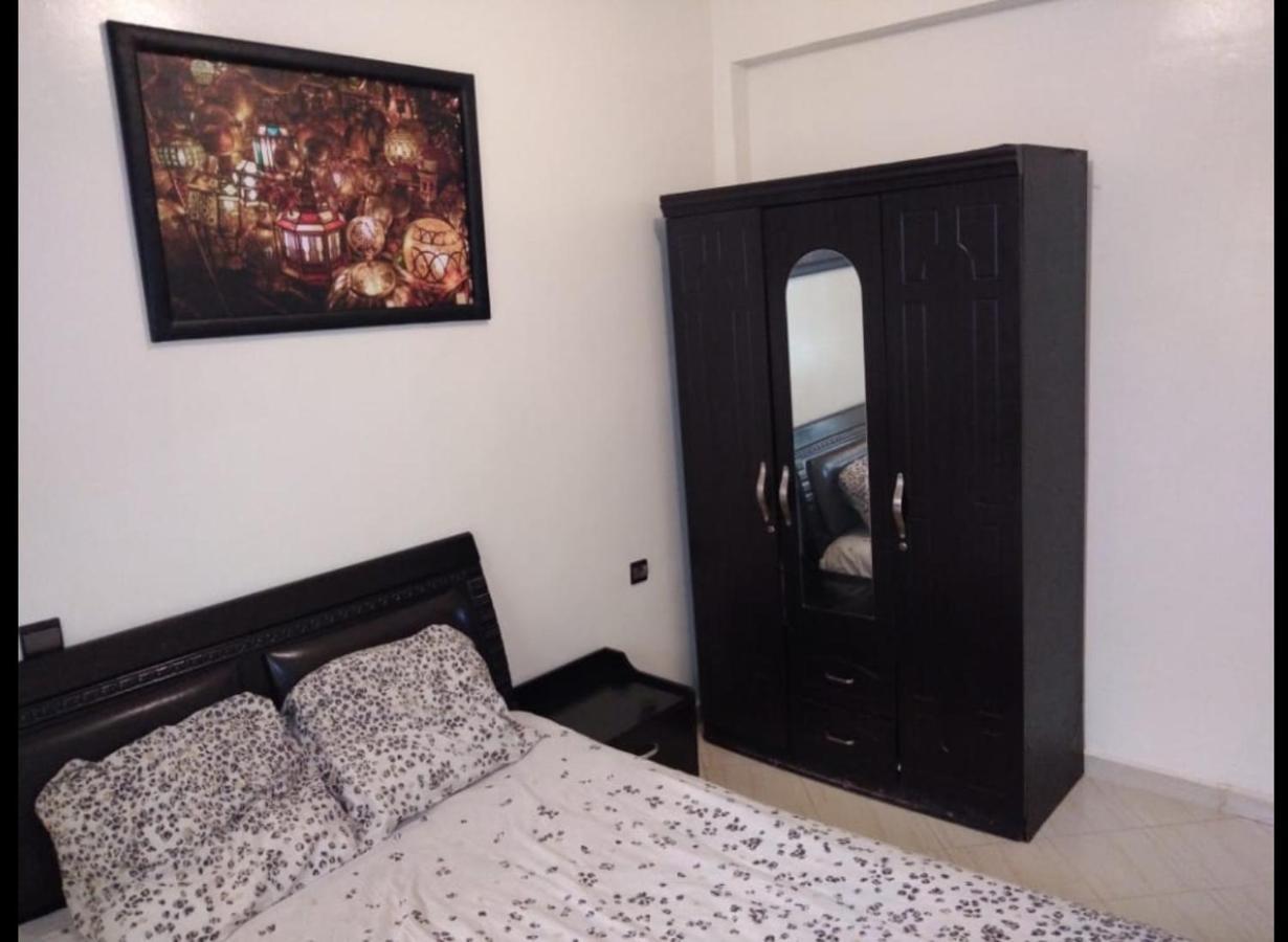 Appartement Meuble Pres Du Grand Souk Elhad 阿加迪尔 外观 照片