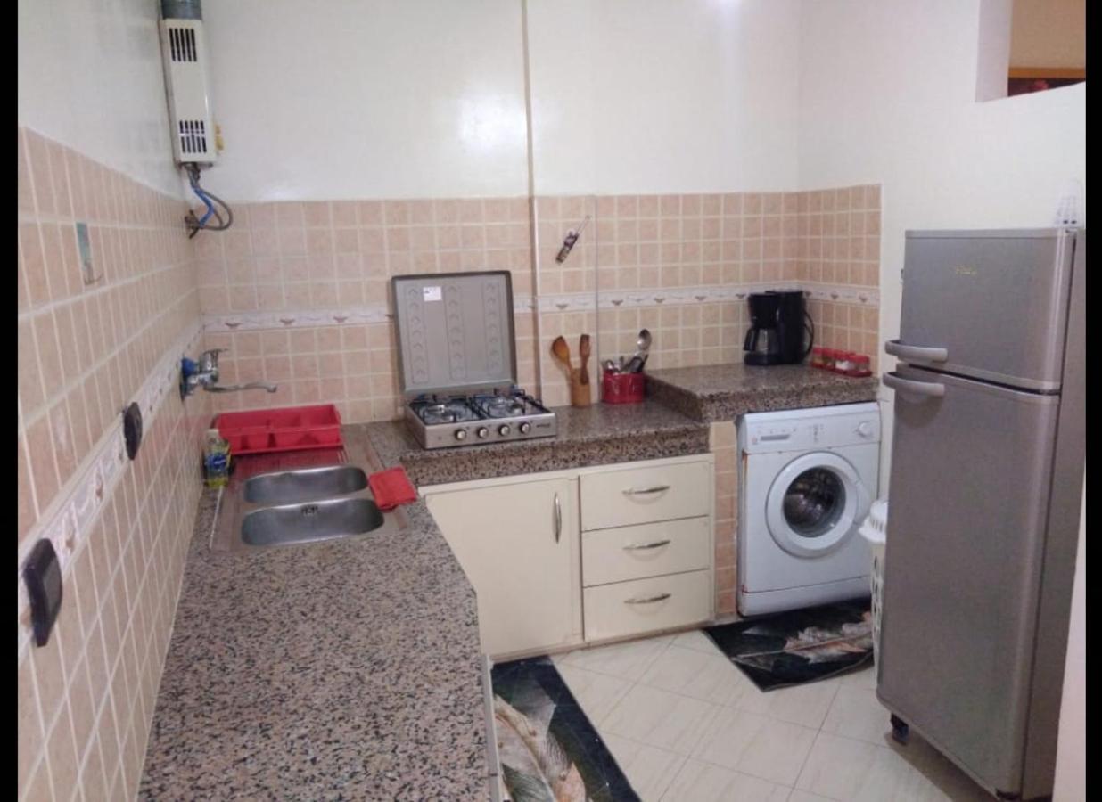 Appartement Meuble Pres Du Grand Souk Elhad 阿加迪尔 外观 照片